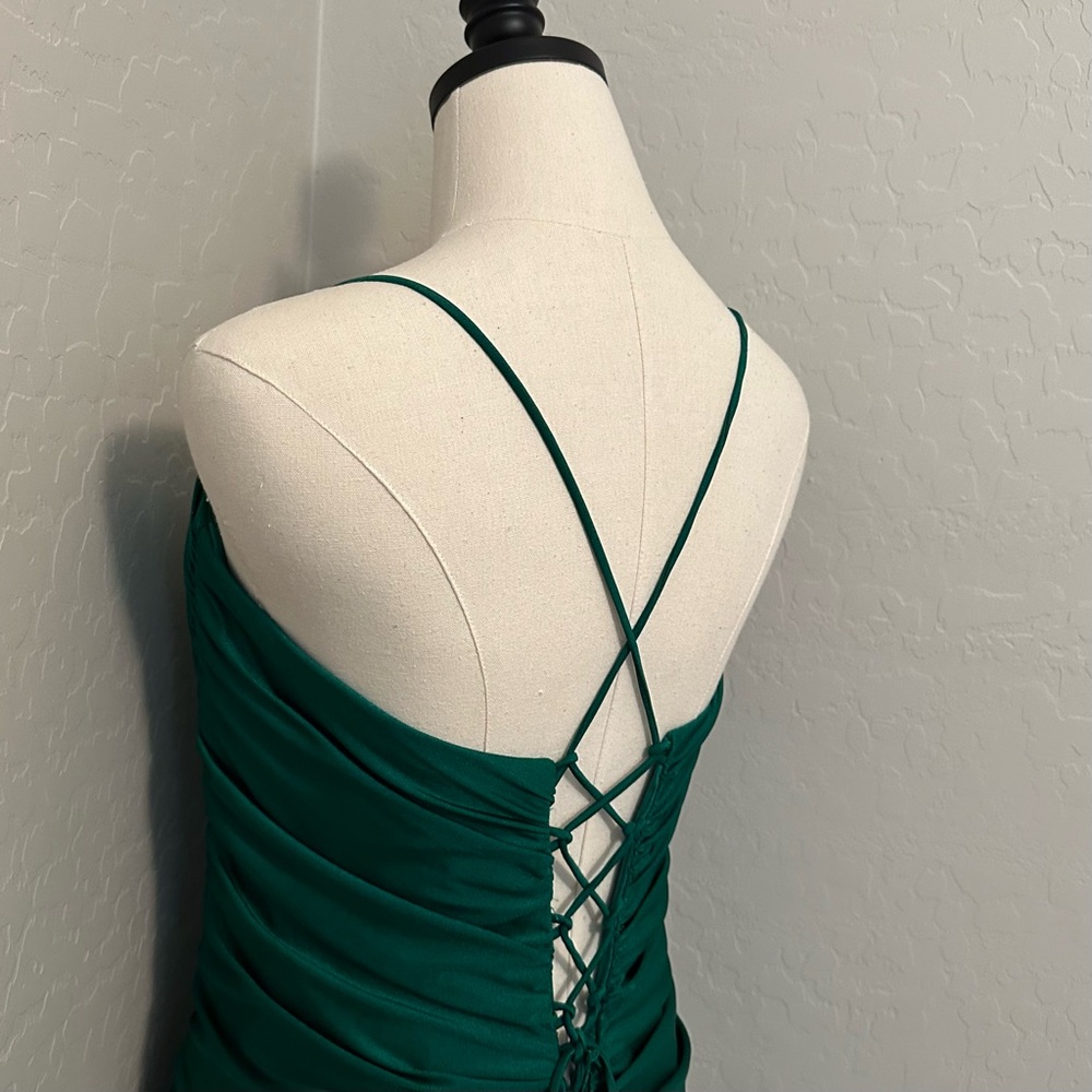 NEW JOVANI SZ 12 EMERALD GREEN SATIN CORSET LACE UP FORMAL EVENING GOWN - Picture 12 of 16
